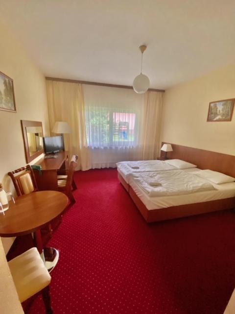 Hotel Mazury กีจิซโก ภายนอก รูปภาพ