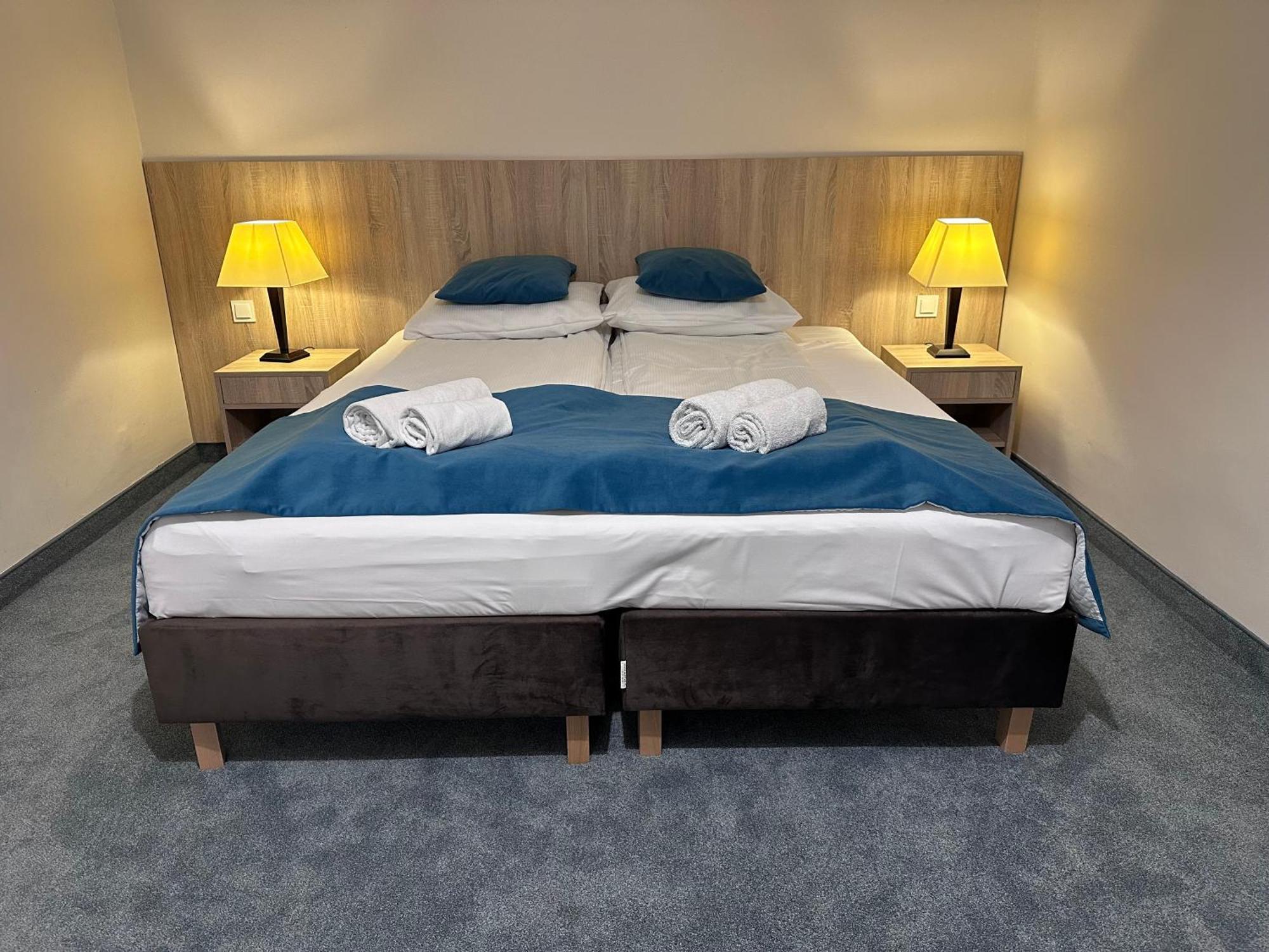 Hotel Mazury กีจิซโก ภายนอก รูปภาพ