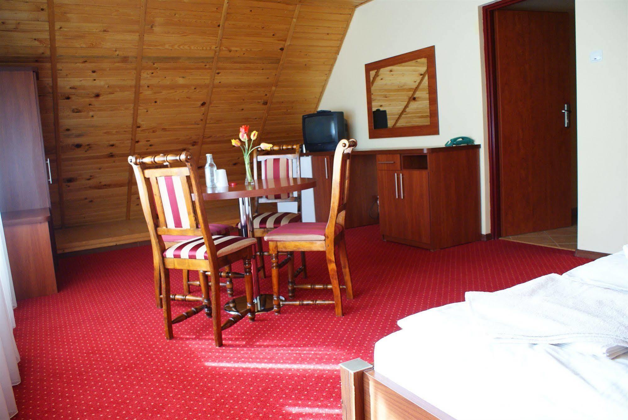 Hotel Mazury กีจิซโก ภายนอก รูปภาพ
